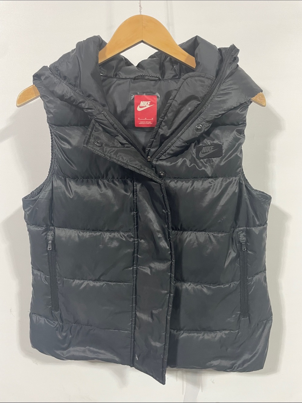 Nike Women's Black Quilted Puffer Vest with Hood